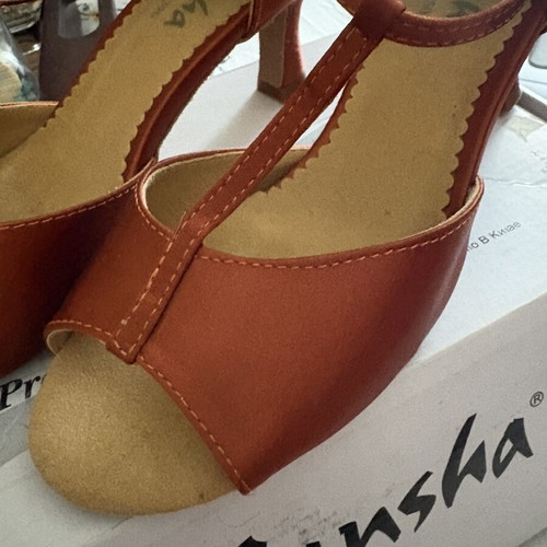 Dance shoes 7M leather used size 39