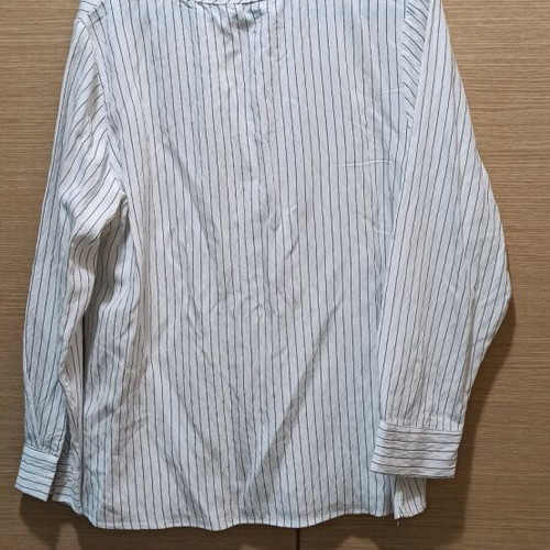 Striped blouse like new, white and black, size XL