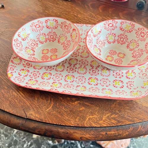Hoff Interieur serving set like new, tray and 2 bowls boho style