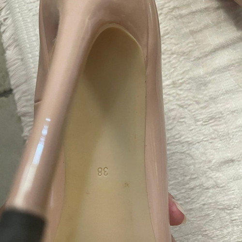 Beige pumps size 38 used, barely worn