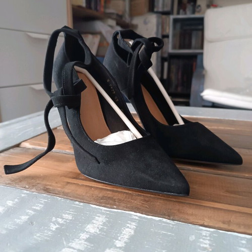 Badura leather suede high heels with ankle straps new, size 38, black