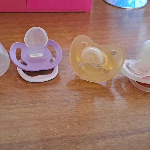 Pacifiers used, pack