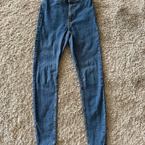 Bershka jeans pack like new, 5 skinny jeans in black, blue, grey