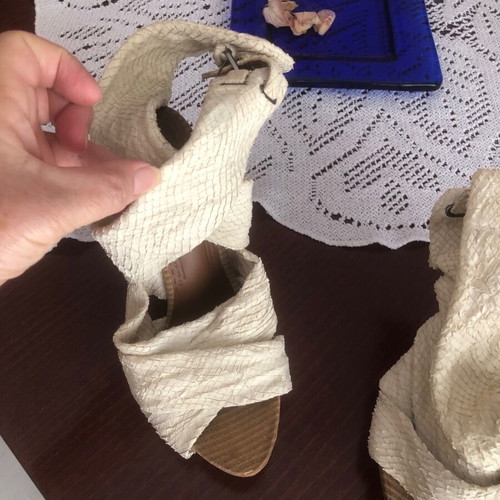 Zara leather sandals like new, white, snake skin effect, size 38
