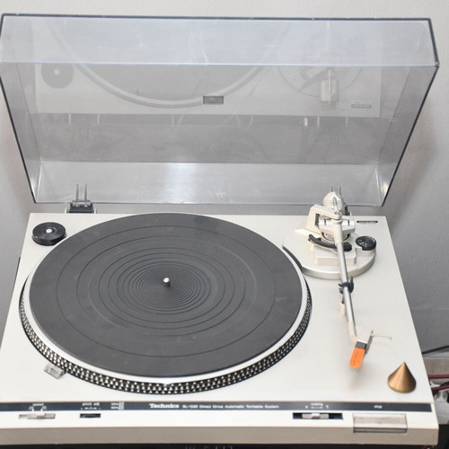 Technics SL-D20 direct drive turntable used, needle needs replacement