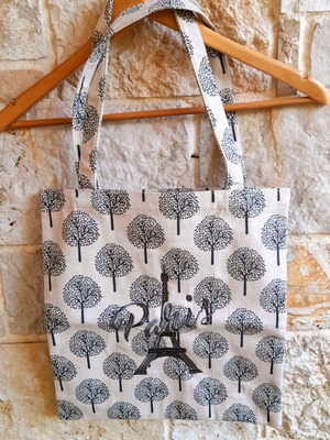 Shopping bag Paris like new with embroidered logo, khaki print