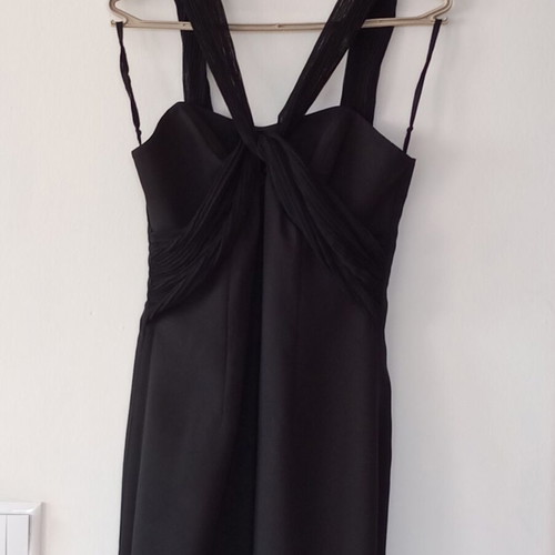Multifunctional black dress with vintage gold earrings