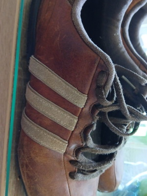 Adidas vintage brown sneakers used, authentic, size 42