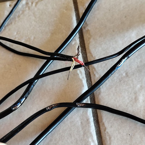 Logitech Speaker S-0264B used with cable wear