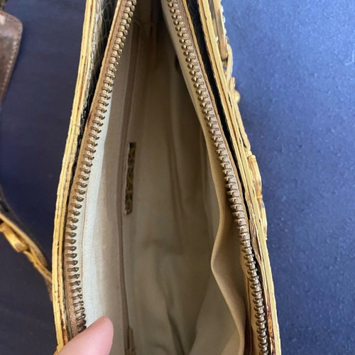 Gizia leather handbag new