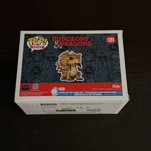 Funko Pop Dungeons & Dragons bundle like new, 8 pieces limited editions