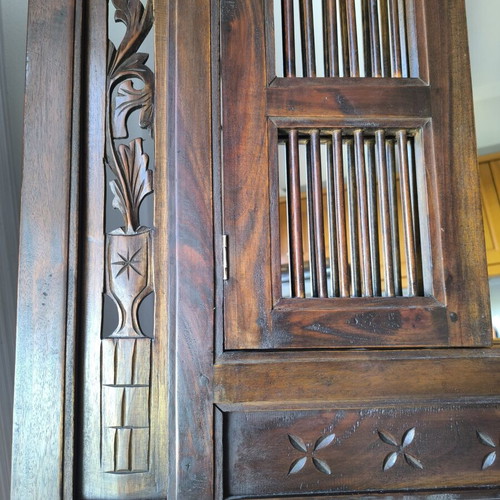 Wooden carved mirror with opening shutters like new