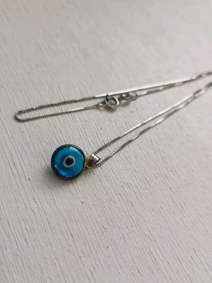 Silver mataki and chain new, blue