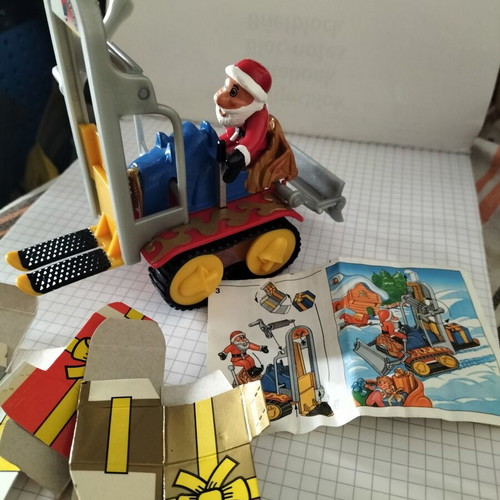 Kinder Surprise toys like new, various