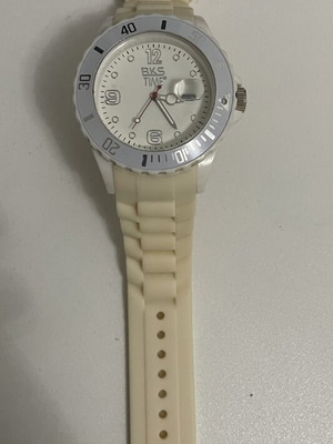 BKS TIME Unisex Watch with White Silicone Strap like new, sport style