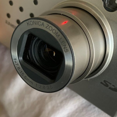 Konica Digital Revio KD-300Z vintage digital camera like new with accessories