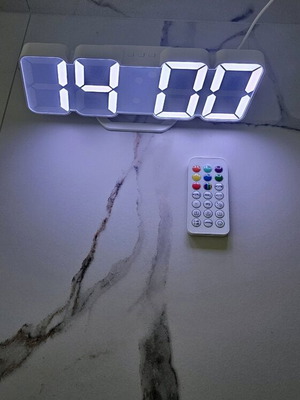 Ψηφιακό ρολόι με χειριστήριο like new, ένδειξη θερμοκρασίας και ημερομηνίας