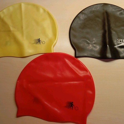 Swimming cap like new