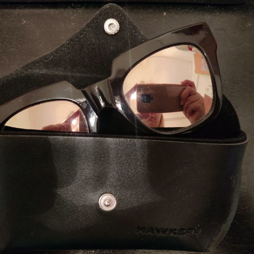 Hawkers Warwick sunglasses like new, rose gold mirror lens