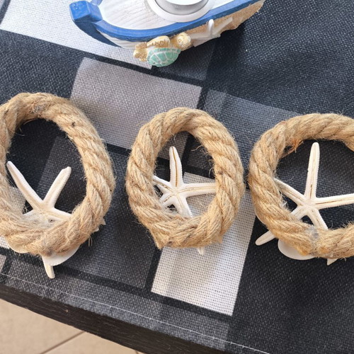 Nautical decoration set with starfish and shells, like new, 4 pieces