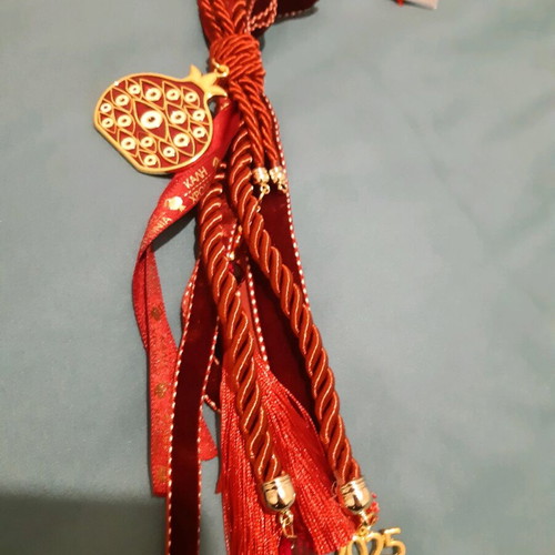 Gouri 2025 new in gift packaging