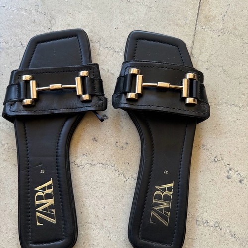 Zara black slippers like new, size 37