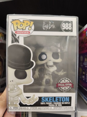 Funko Pop Corpse Bride Skeleton new with protector
