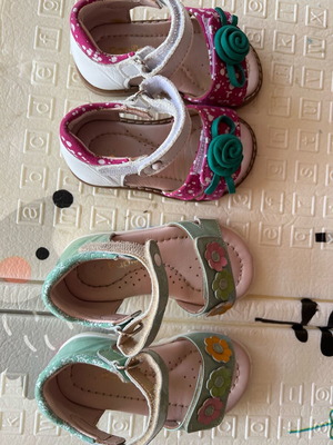 Baby sandals size 20 papillon like new, 2 pairs