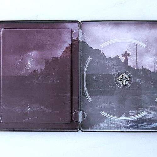 Resident Evil Revelations 2 Steelbook like new, rare