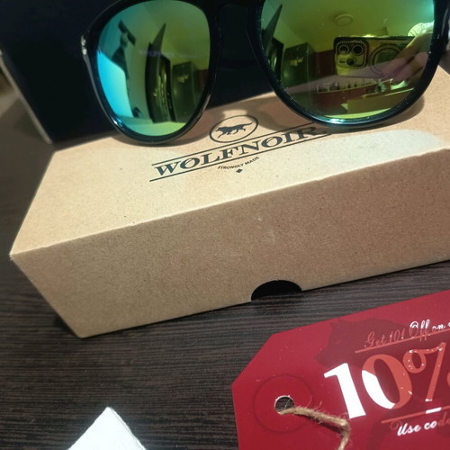 Wolfnoir sunglasses new with mirror, black and green