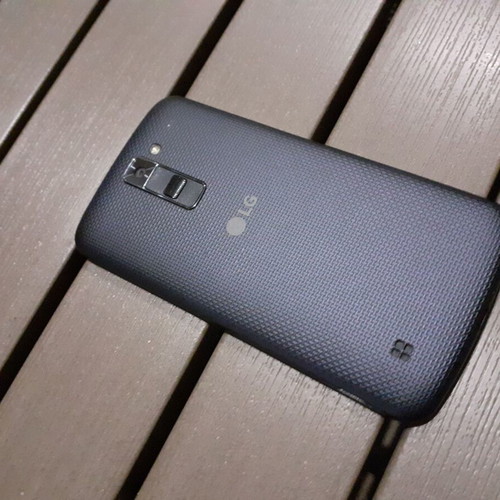 LG K10 LTE smartphone like new, Android system