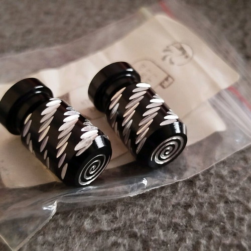 Valve caps for road engine and bicycle new, set of 2 pieces