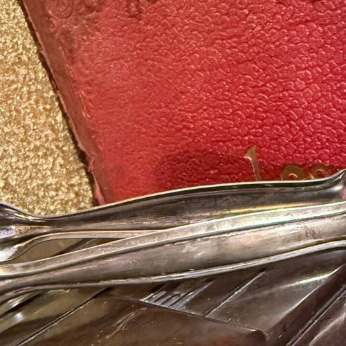 Tea set used with sugar cube tongs