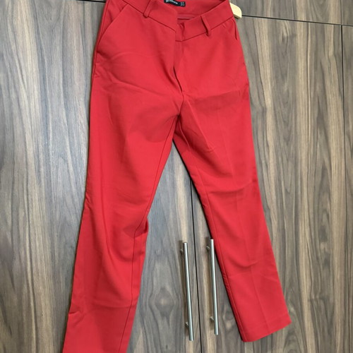Stradivarius women's suit pants red like new size S