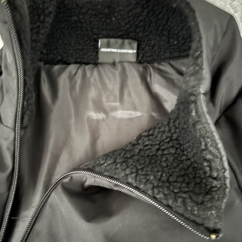 Hoodrich vest like new, black, size S