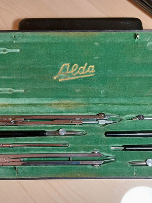 Vintage Alda Precision Drawing Set used, complete