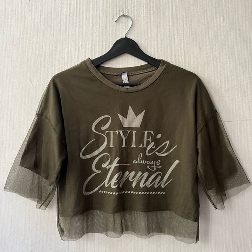 Top cake-v like new, green, size M