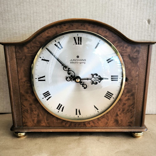 Junghans electro-gong tabletop clock used, analog