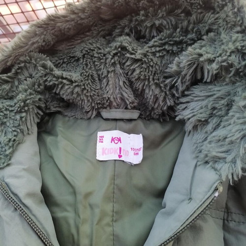 Prenatal kids jacket like new with hood, size 4-5 years