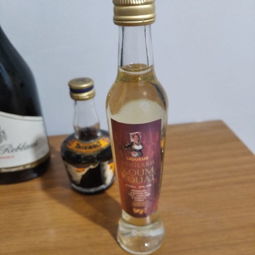 Miniature bottles used, pack of 6, liqueur drinks wine