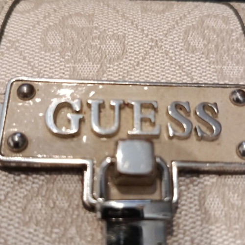 Guess women's wallet beige like new with lock defect