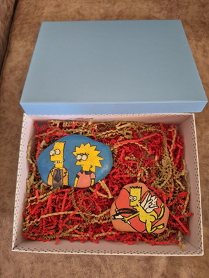 Giftbox με ζωγραφισμένους λίθους The Simpsons
