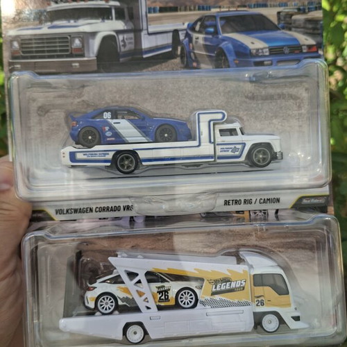 Hot Wheels 2026 Team Transport Legends Tour set - '24 Honda Civic Type-R & VW Corrado VR6