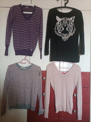 Pack of thin sweaters used with metallic thread M/L and zip-up cardigan