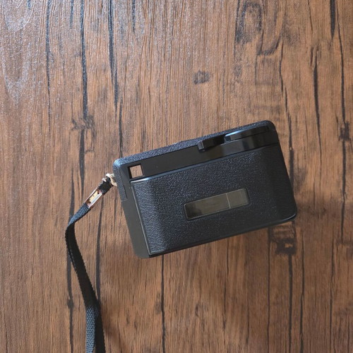 Kodak Instamatic 76X camera used