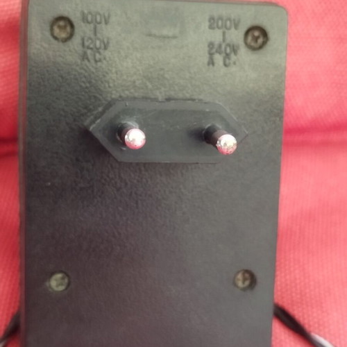 Ac Adapter 18Watt like new with adjustable voltage and polarity