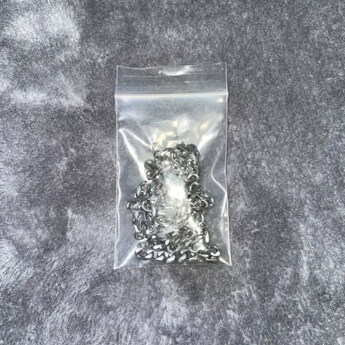 Chain like new, silver color