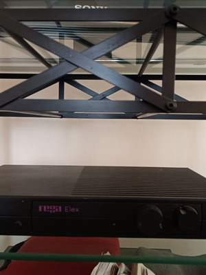Rega Elex Integrated Amplifier like new, made in England