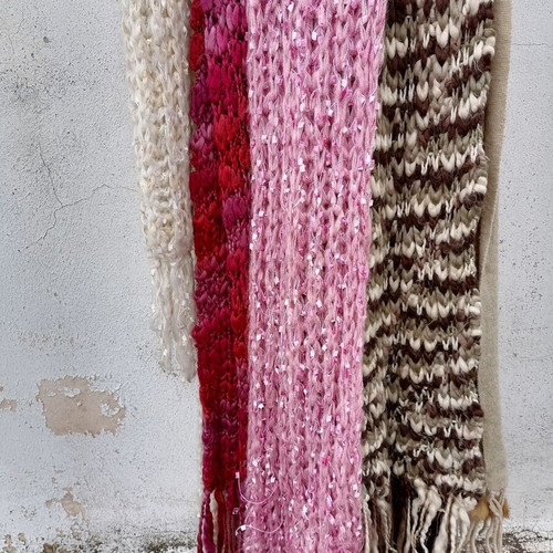 Wool scarves new, pack of 5 pieces