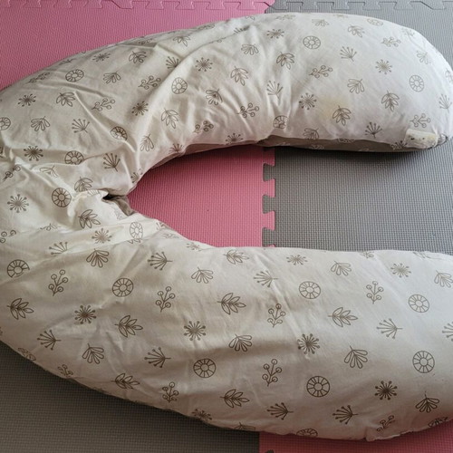 Lorelli Nursing Pillow large, like new